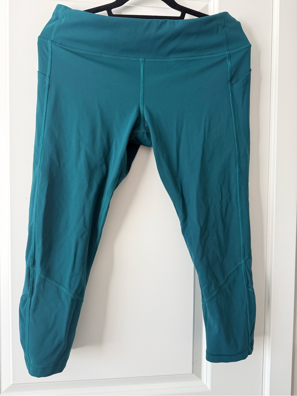 lululemon athletica Teal Capri Workout Leggings